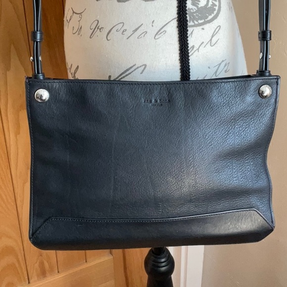 Like new Rag & Bone Black Compass Crossbody Bag or Clutch w/ Cards & dust bag! - Picture 3 of 13